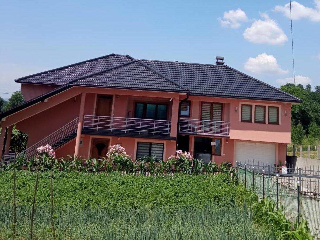 Guest House Ahmo Halilcevic Dubrave Gornje Exteriér fotografie