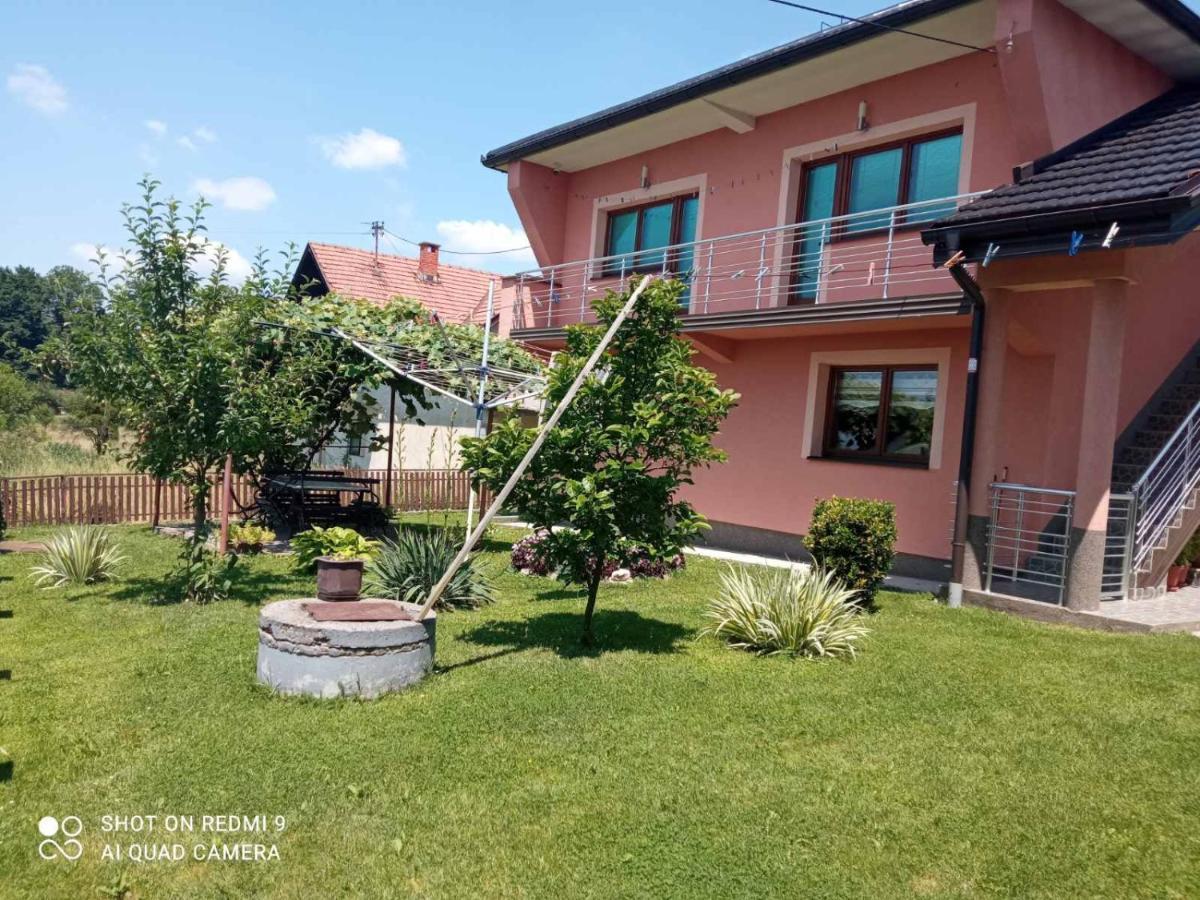 Guest House Ahmo Halilcevic Dubrave Gornje Exteriér fotografie
